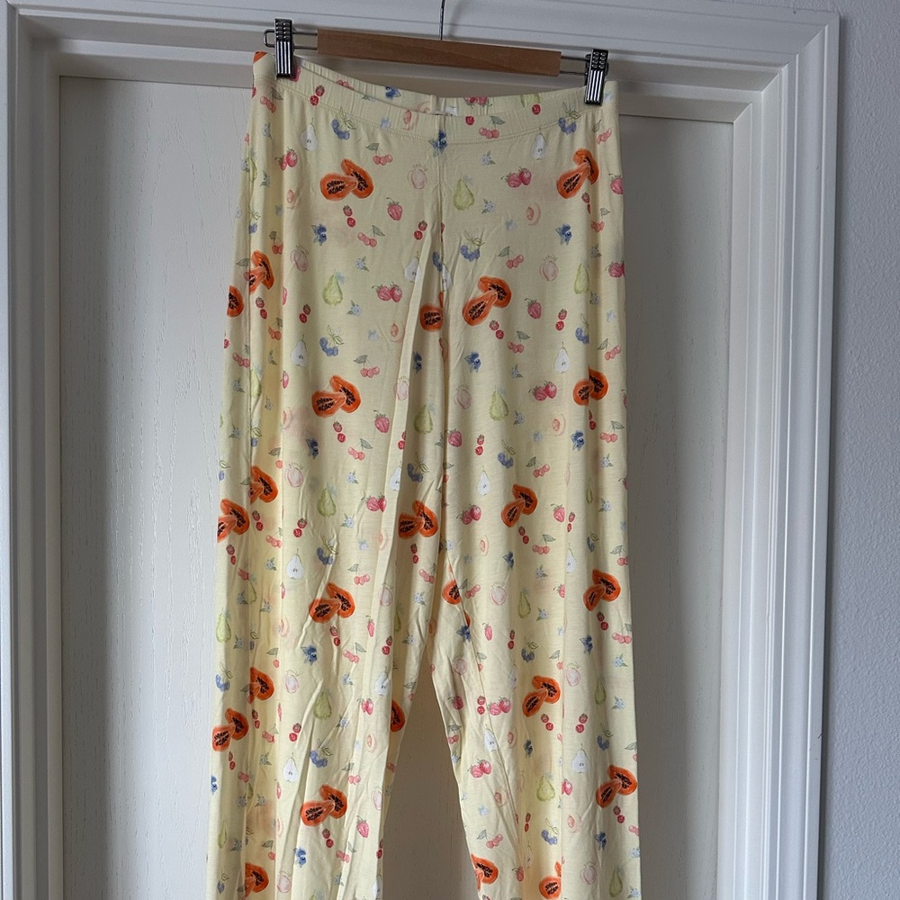 Djerf Avenue Summer pant fruit - Picture 2 of 6
